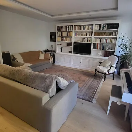 : Avec Terrasse, 2 Ch. Et Parking Au Coeur Historique - Fr-1-792-34 Apartmán Saint-Jean-de-Luz